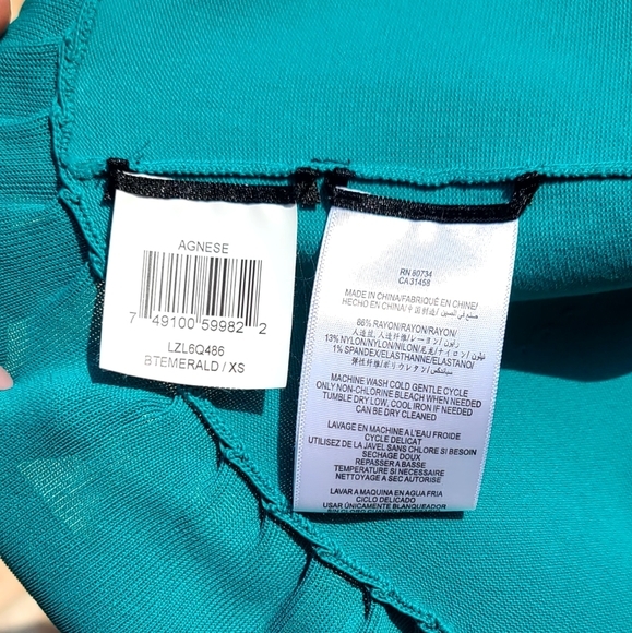 $228 NWT BCBGMaxazria emerald Agnese dress - Picture 7 of 9